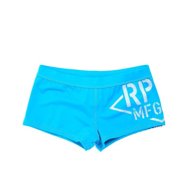 replay-napusta-vruci-asfalt-i-vodi-vas-na-plazu