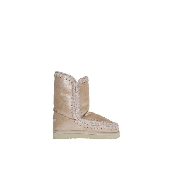 zanosna-iva-balaban-odabrala-hit-cizme-za-hladne-dane