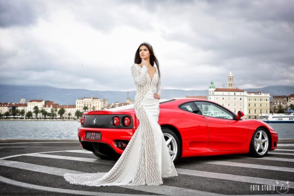 brzina-i-ljepota-lijepe-zene-jure-splitskom-rivom