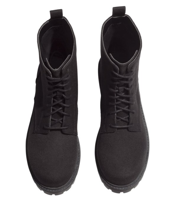 Znimljiv Rihannin zimski styling