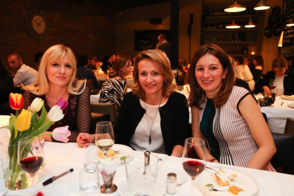 ekskluzivna-vecera-casopisa-storybook-okupila-najuspjesnije-domace-dame