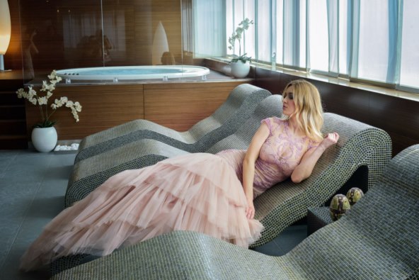 atraktivna-pjevacica-lidija-bacic-u-novoj-modnoj-prici-vesne-spose