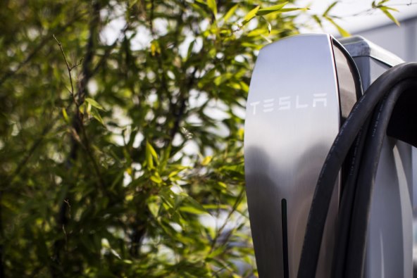 prvi-u-hrvatskoj-i-u-regiji-esplanade-hotel-gostima-nudi-tesla-destinacijski-punjac