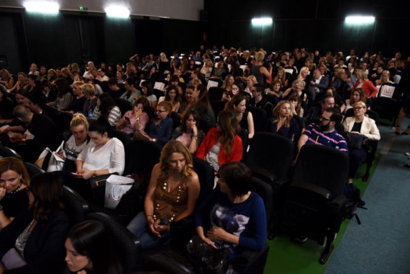 otvoren-sesti-elle-fashion-film-festival