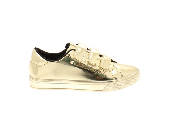 novo-chic-lice-sportske-elegancije-u-versace-jeans-kolekciji-tenisica