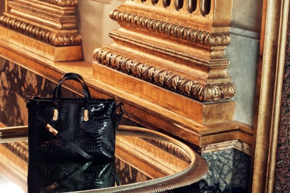 luksuzni-glamur-carpisa-torbica