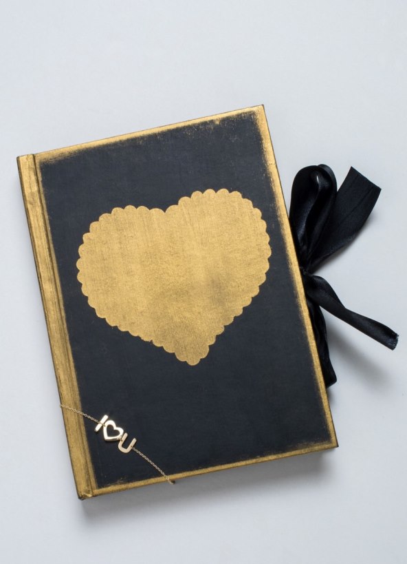 romansa-okupana-zlatnom-ljubavi