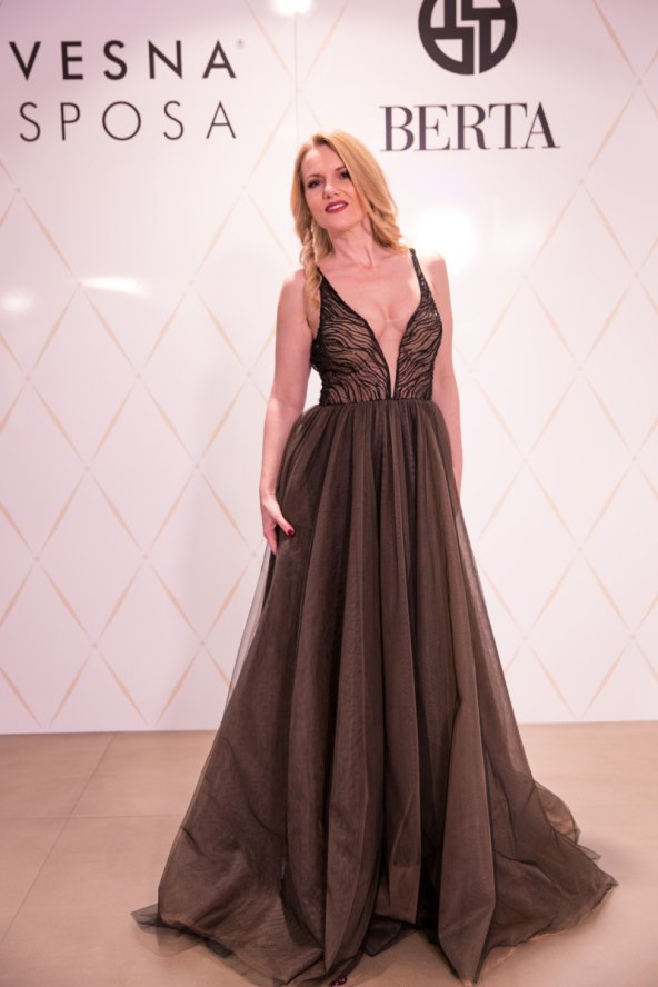 najljepse-berta-vjencanice-ravno-s-modnih-pista-new-yorka-u-vesna-sposu