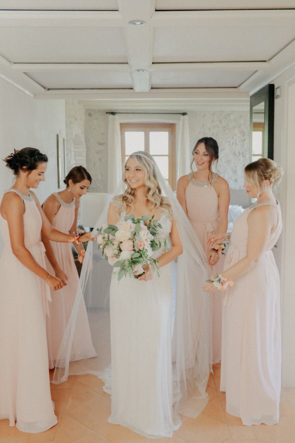 pricamo-o-trendovima-u-vjencanoj-fotografiji