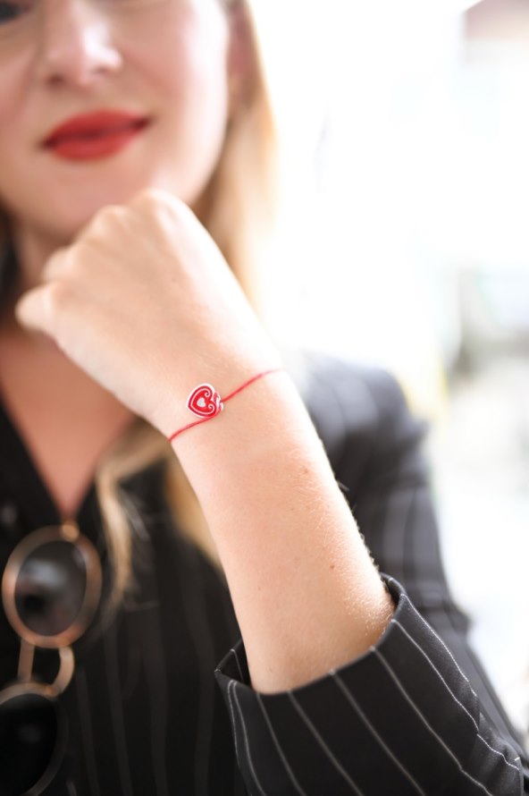 od-17-lipnja-do-1-srpnja-u-prodaji-je-poseban-paket-magazina-story-s-narukvicom-zlatni-licitar