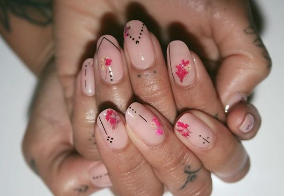 nail-trends-u-2021