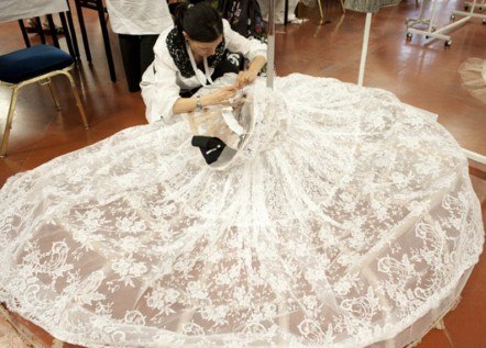 Na reviji Dolce&Gabbana Couture ljudi padali u nesvijest