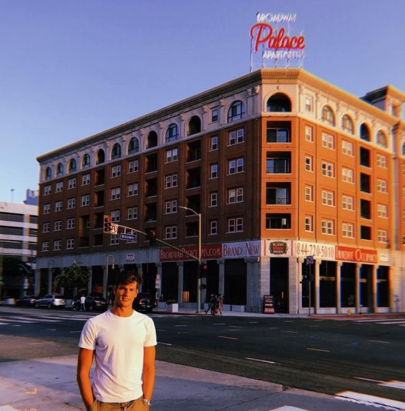 Nikola Miljenić na putovanju