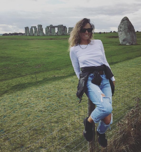 Natali Dizdar kod znamenitosti Stonehenge