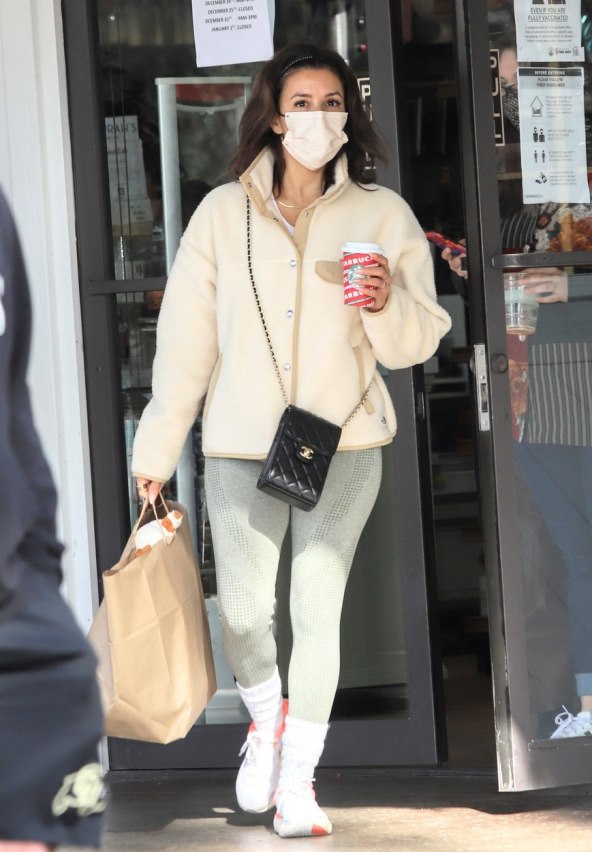 Eva Longoria se često pojavljuje bez šminke i pokazuje da izgleda fantastično kao i kada je potpuno dotjerana.