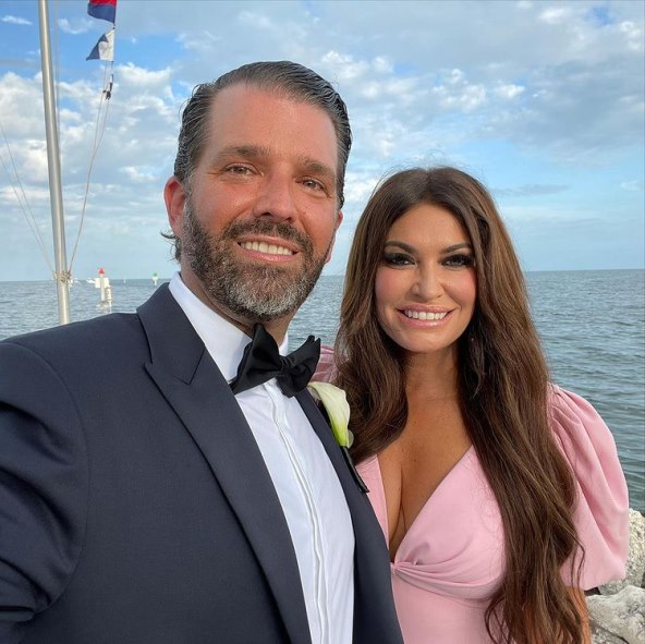 Donald Trump Jr i Kimberly Guilfoyle zaručili su se na doček 2020. godine