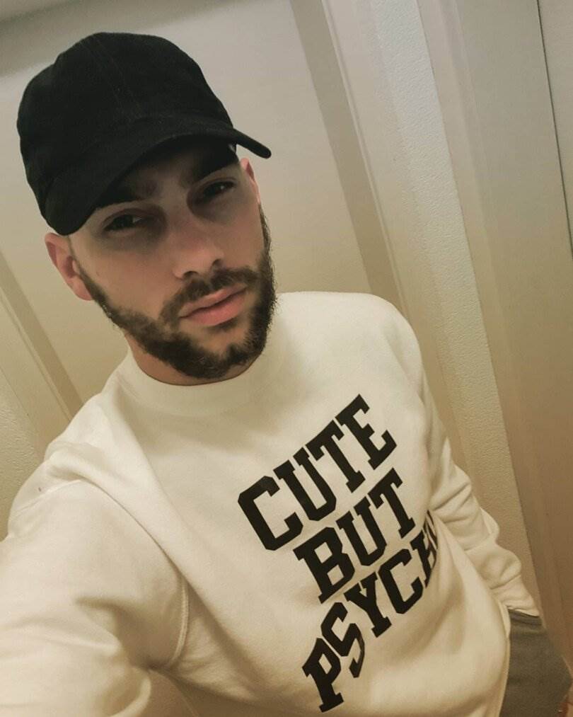 Ivan Temšić pozira na fotografiji