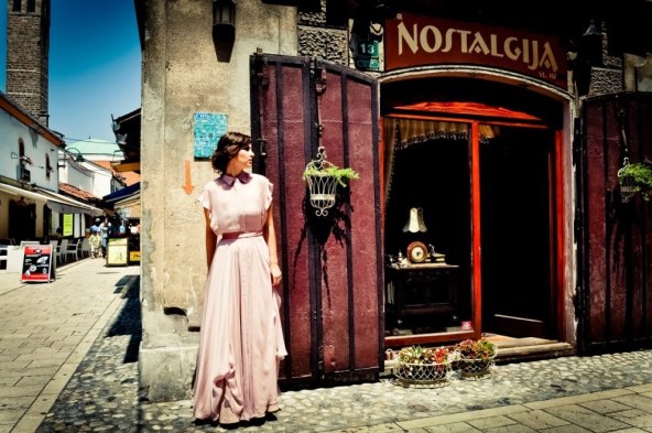 Sarajevska avantura Doris Pinčić, Ornele Vištice i Jagode Kumrić 