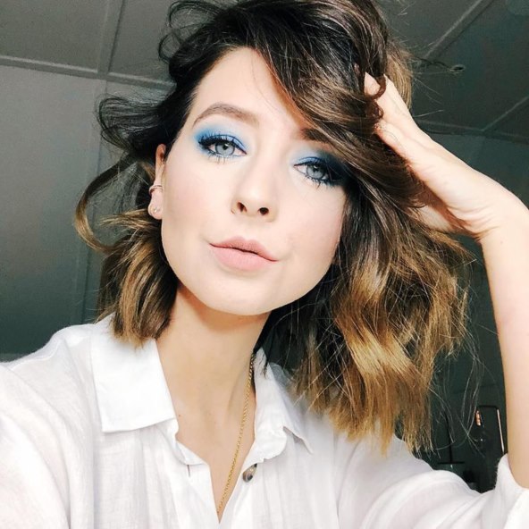 Zoe Sugg u novoj trendi nijansi