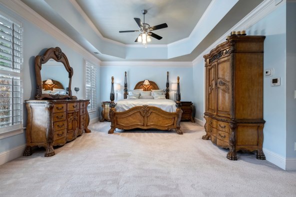 Vila Bobbi Kristine Brown