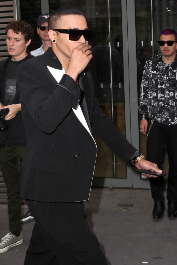 Olivier Rousteing je stradao 2020. u eksploziji kamina.