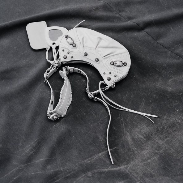 Balenciaga Le Cagole torba inspirirana je City modelom torbe