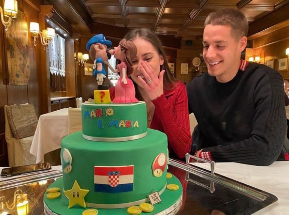 Mario Pašalić i Marija Pašalić dobili su sina