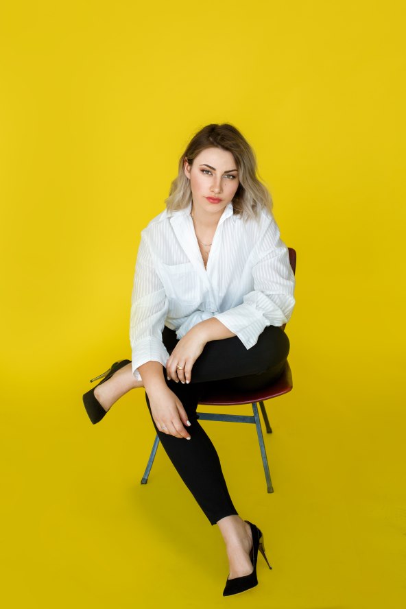 Nova pjesma i prvi autorski singl Adrijane Baković 'Srce to zna'