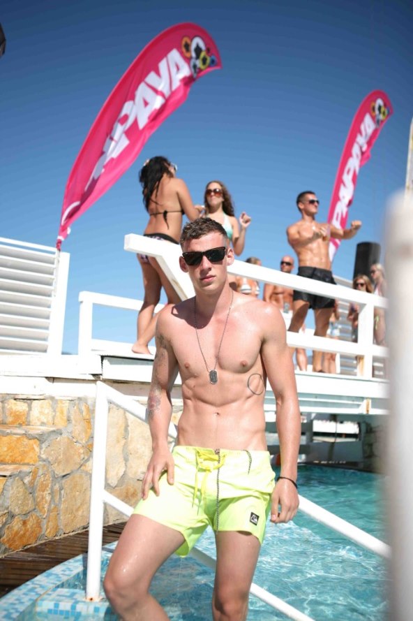 Ivana Mišerić - luda zabava u Novalji 