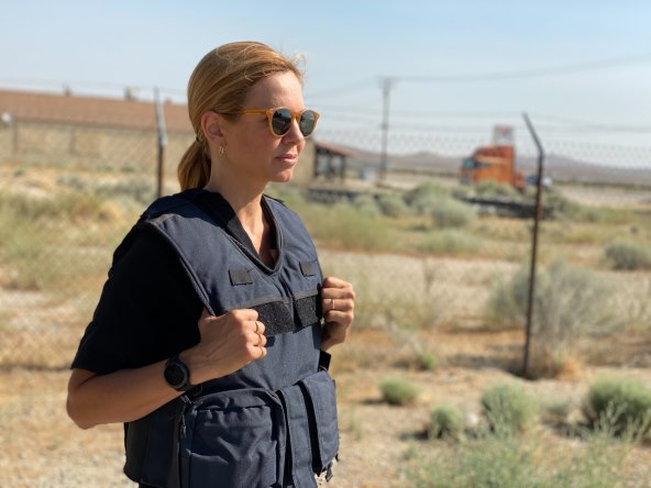 Mariana van Zeller_U raljama crn(5).jpg