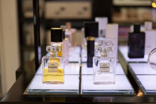 Svakih 30 sekundi se proda jedna bočica chanelovog parfema