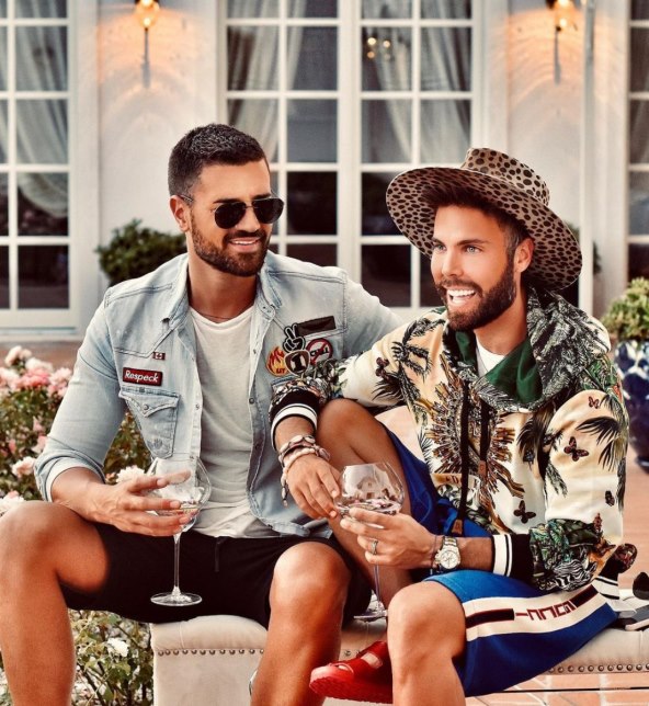 Marko Grubnić i Momčilo Gurović uživaju u zajedničkim sretnim trenucima