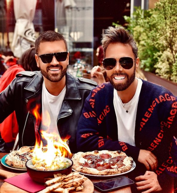 Marko Grubnić i Momčilo Gurović uživaju u zajedničkim sretnim trenucima