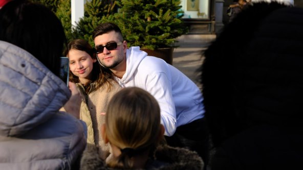 Influenceri Ismael Hadžić i Tamara Glavonjić održali su druženje na Trgu bana Josipa Jelačića