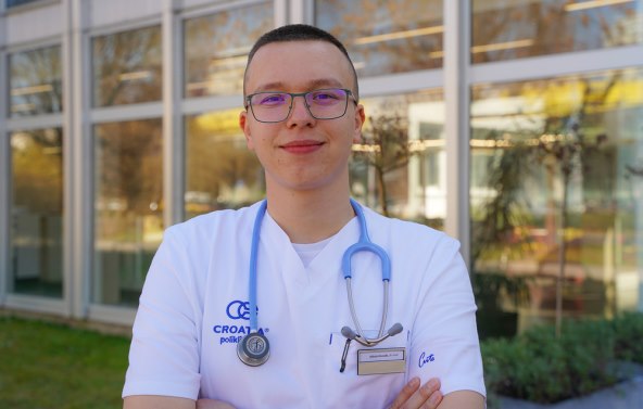 Nikola Dovodja(1).jpg