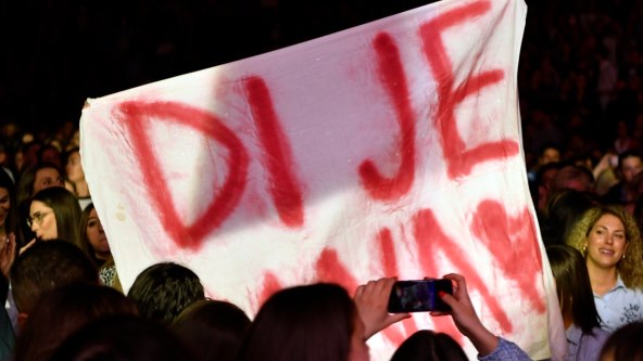 Transparent Di je Hana