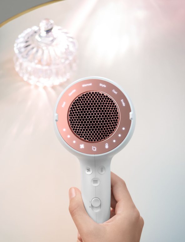 BHD827_in hand(1).jpg