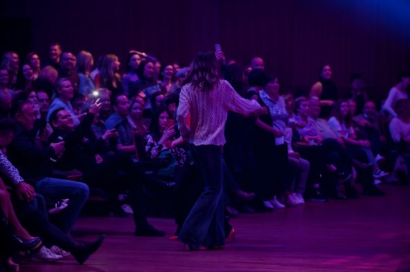 Ana Sasso zaplesala je na koncertu Fosila u Lisinskom