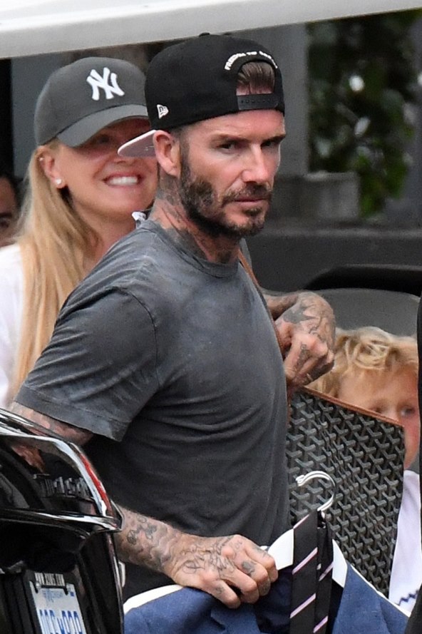David Beckham i Victoria Beckham  loše su raspoloženi prije vjenčanja sina Brooklyna Beckhama