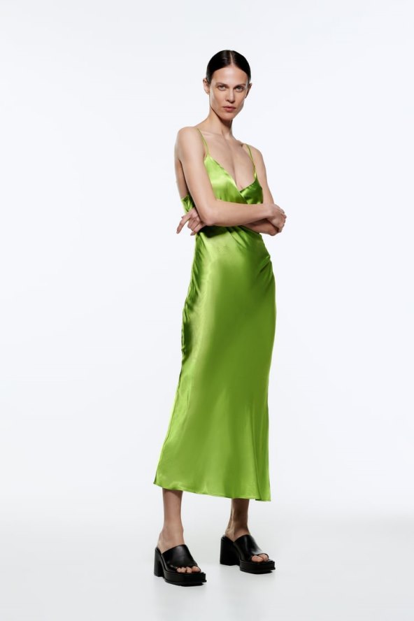 Satinirana slip haljina