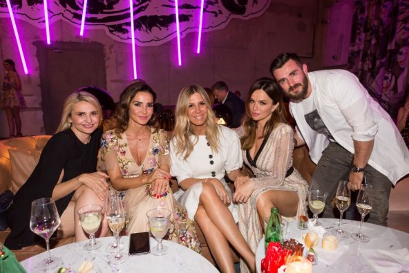 Severina i Andrea Čermak su vjenčane kume