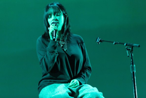 Electronic-Beats-Billie-Eilish-2022-06-Deutsche-Telekom-Peyman-Azhari-3.jpg