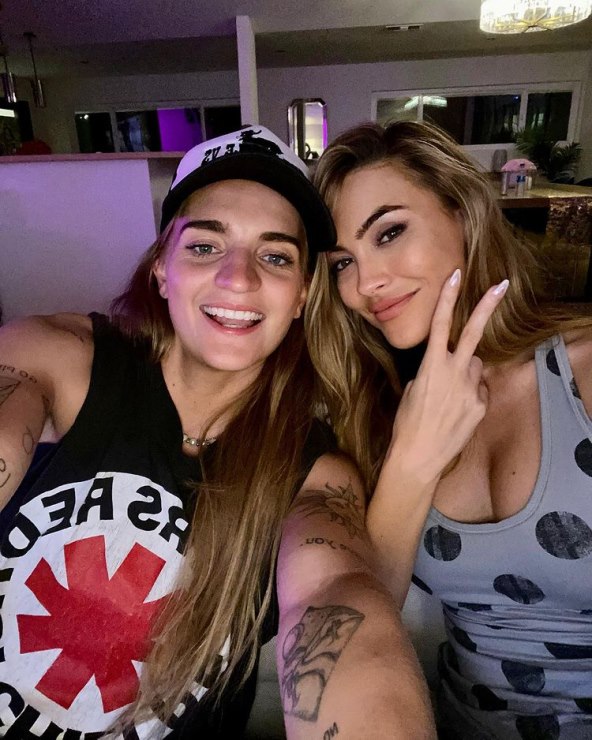 Chrishell Stause i G Flip