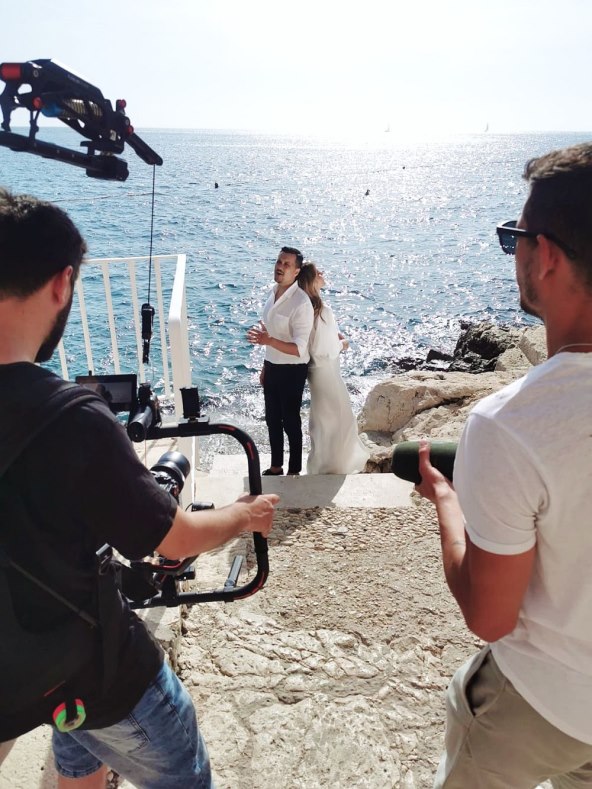 Marijana Batinić u spotu Marka Tolje