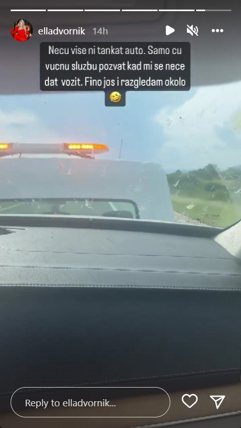 Elli Dvornik pukla guma na automobilu