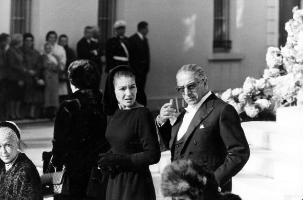 Maria Callas i Aristotle Onassis na sprovodu