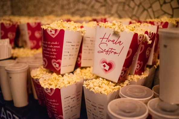 Hvala Sestro-7819(1).jpg