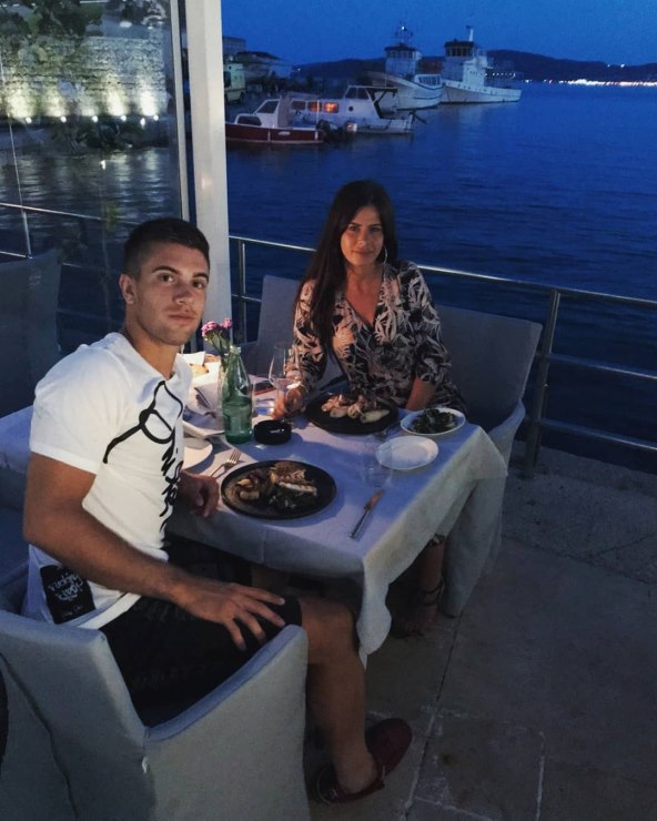 Borna Ćorić sa sestrom Brunom Ćorić