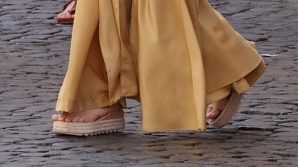 Sandale Angeline Jolie proglašene su najpoželjnijom obućom 2022. godine