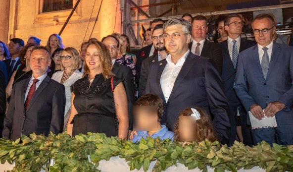 Gordan Jandroković, Sonja Jandroković i Andrej Plenković u VIP loži
